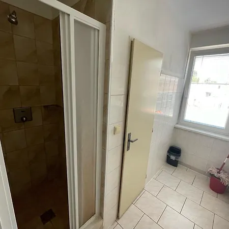 Hostel Interdoos - Brno *