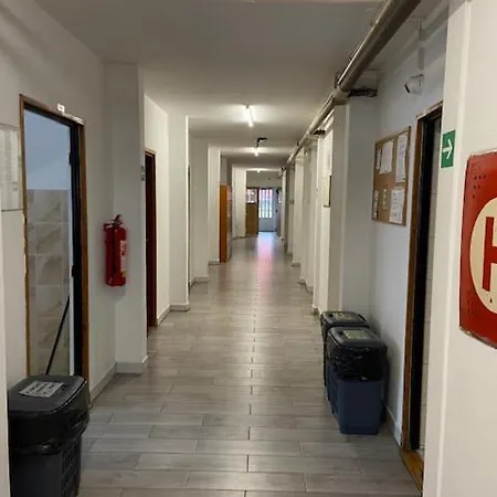 Hostal Interdoos - Brno