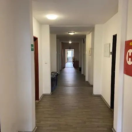 Hostal Interdoos - Brno Moravany (Brno)